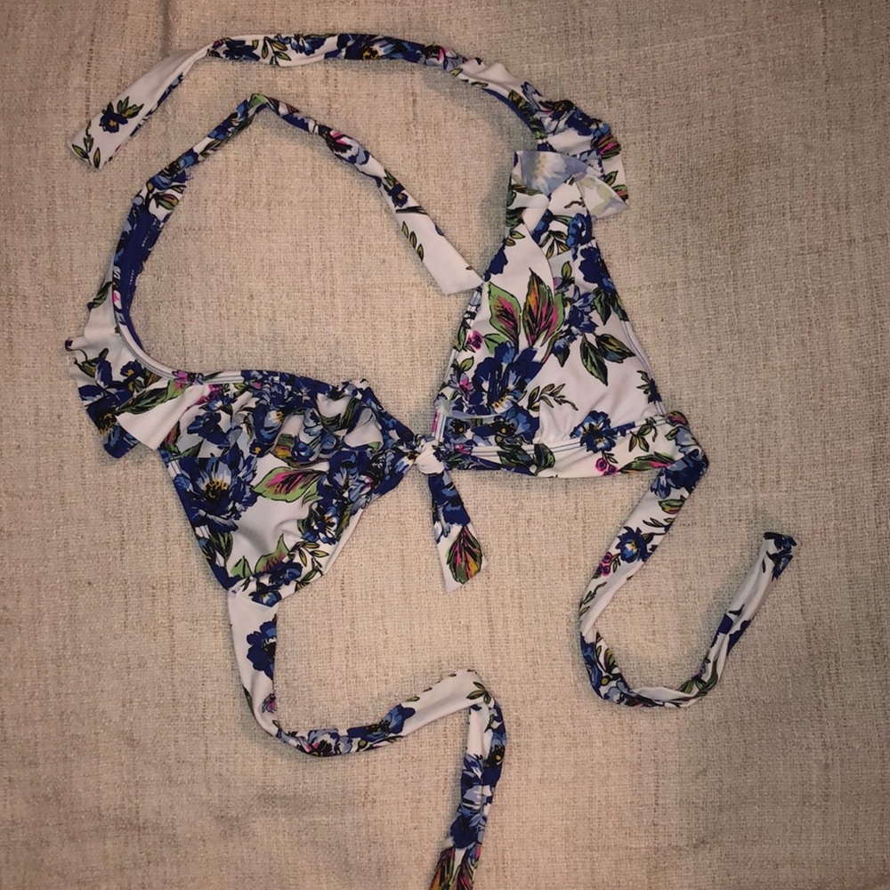 Ana swim top